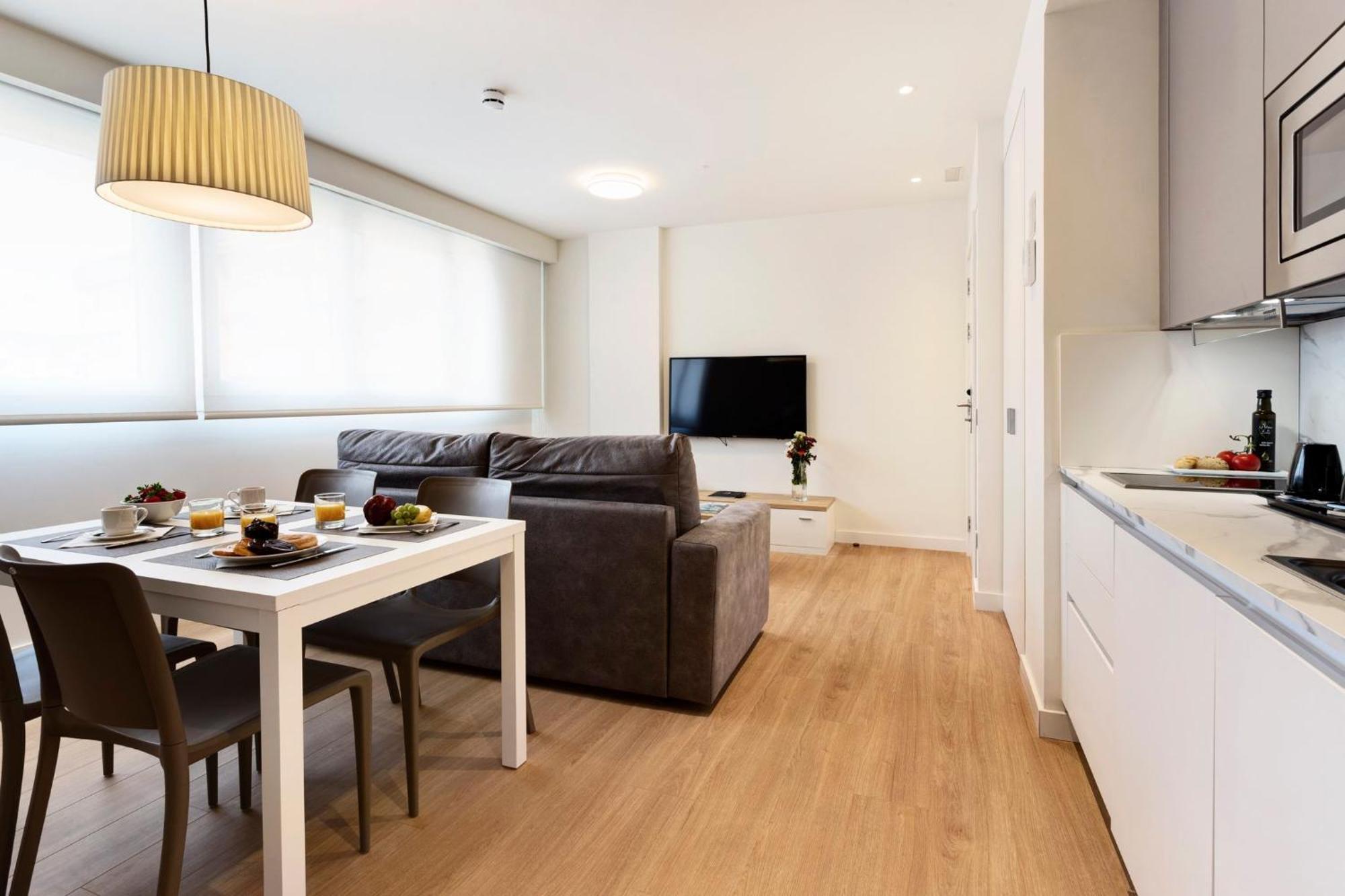 Sercotel Logrono Suites Bagian luar foto