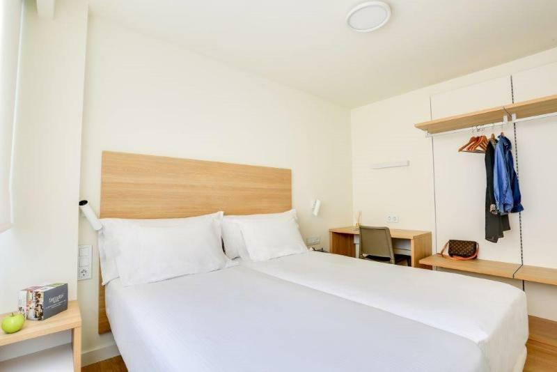 Sercotel Logrono Suites Bagian luar foto